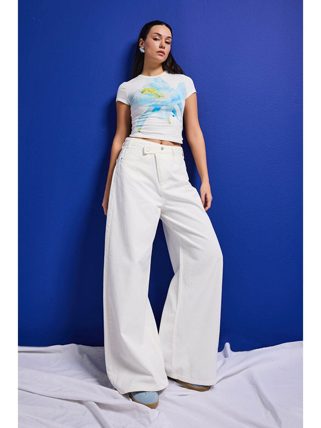 Kadın Kırık Beyaz 7s6-101 Mega Baggy Fit Kemer Detaylı Bol Kesim Denim Jean-2