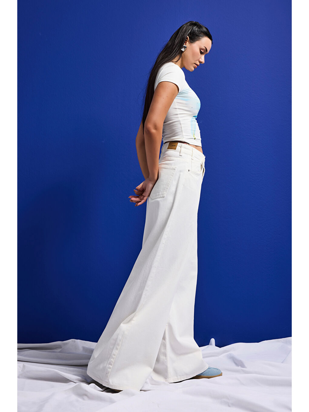 Kadın Kırık Beyaz 7s6-101 Mega Baggy Fit Kemer Detaylı Bol Kesim Denim Jean-5