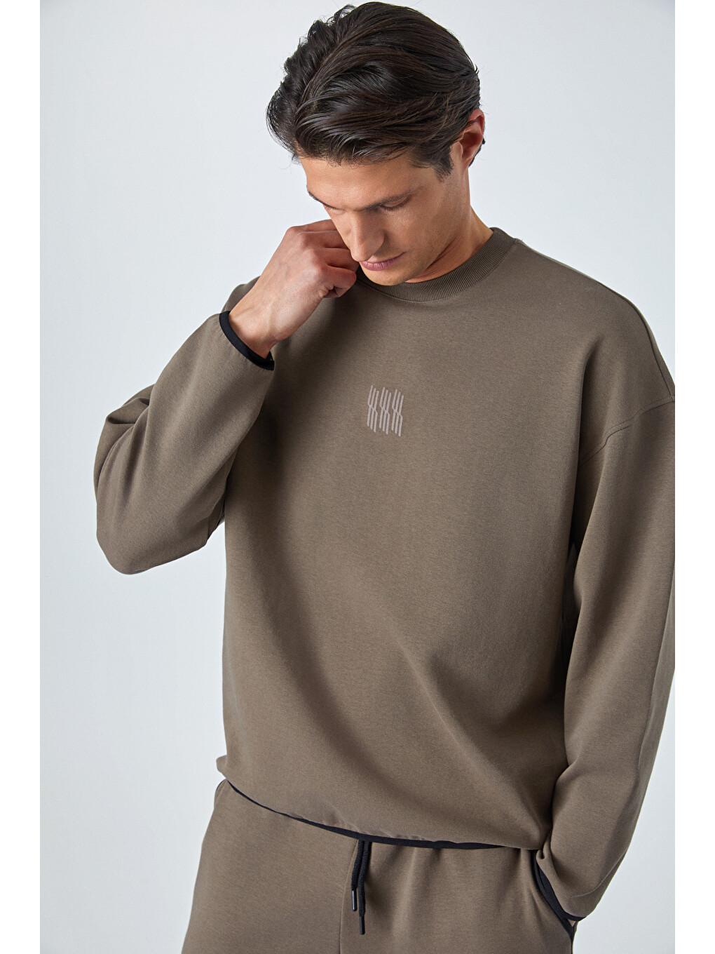 Plemon Erkek Bisiklet Yaka Uzun Kol Baskı Detaylı Oversize Koyu Kahverengi Sweatshirt-2