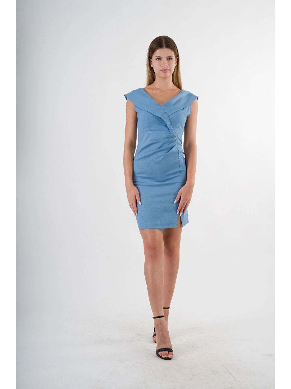 Kadın Mavi V Yaka Yırtmaç Detaylı Kolsuz Elbise HZL24S-YY272-1
