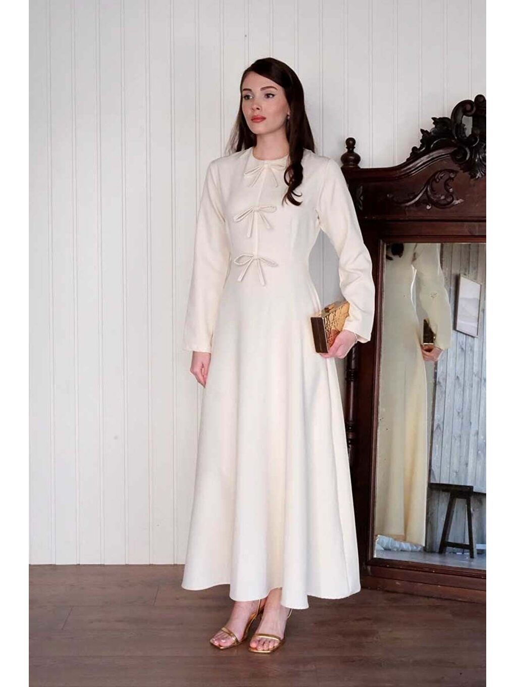 Ekru Fiyonk Detay Elbise-1