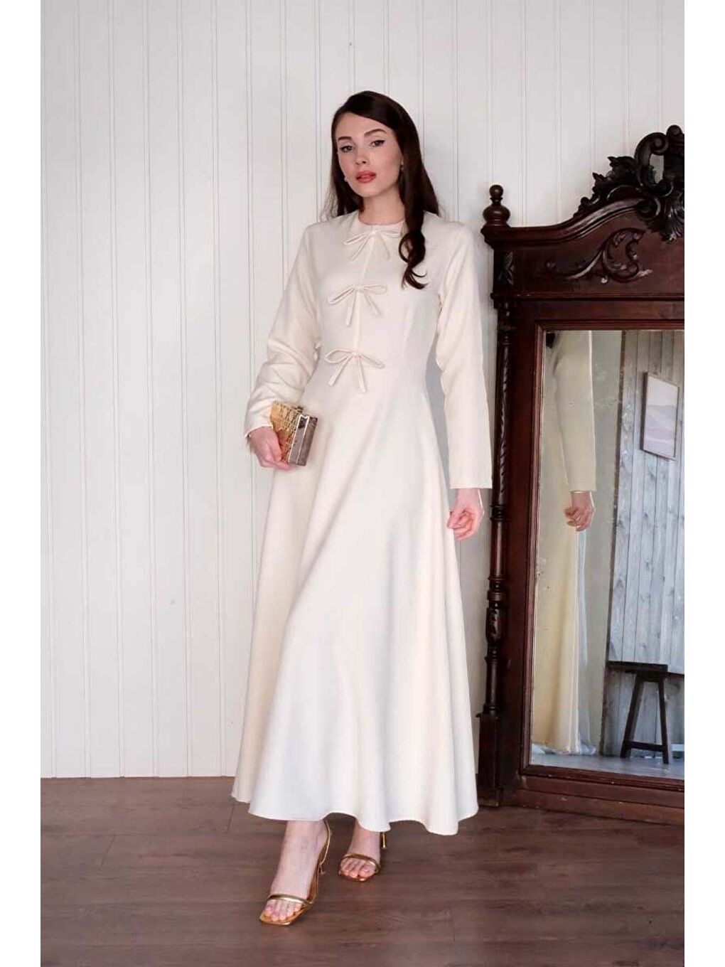 Ekru Fiyonk Detay Elbise-6