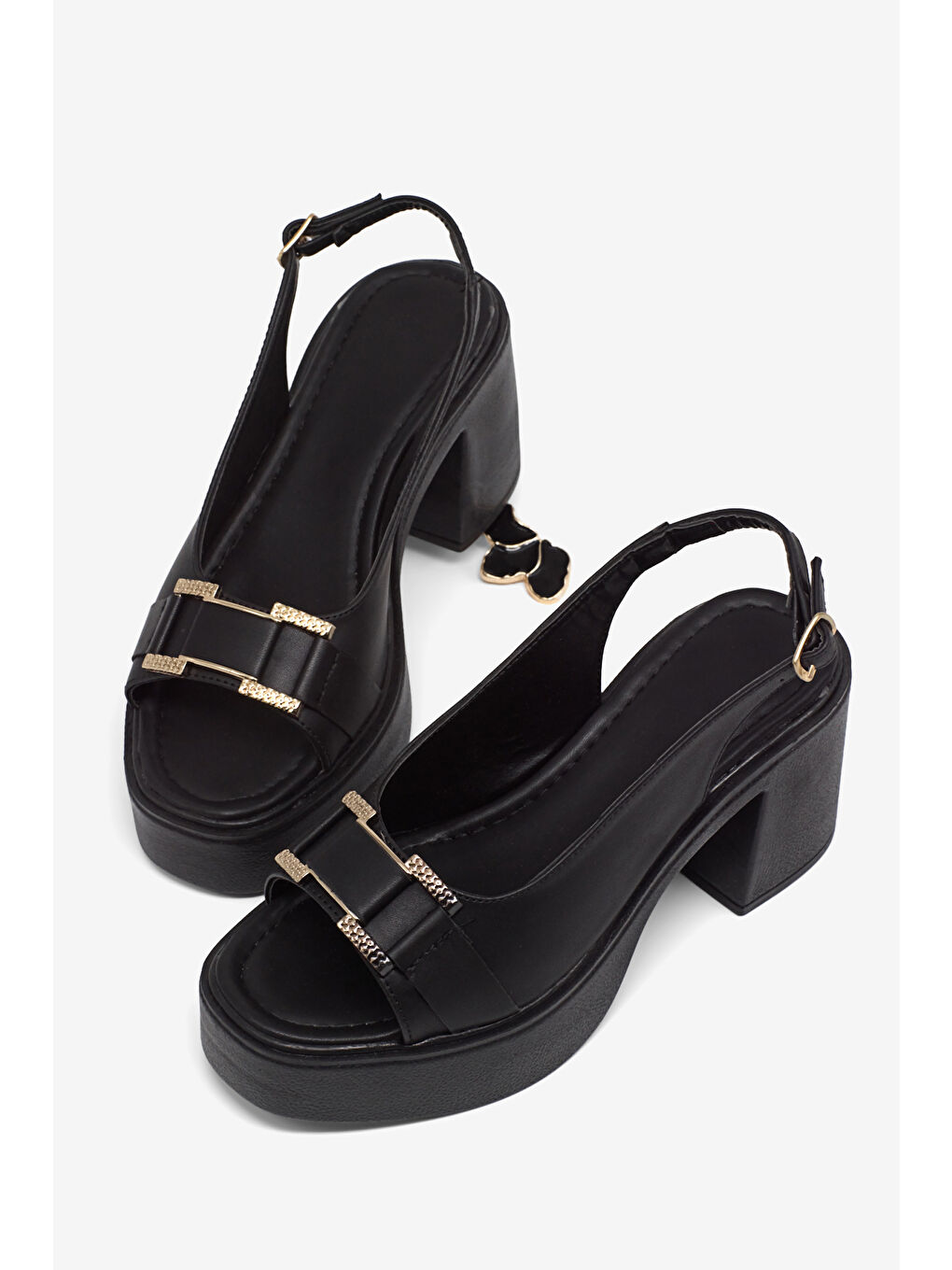 Kadın Siyah Yüksek Taban Rahat Tokalı Topuklu Sandalet-1