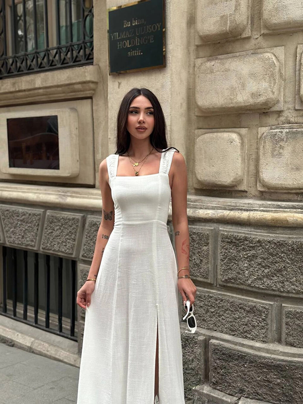 Kadın Beyaz Arkadan İp Bağlamalı Yırtmaç Detaylı Keten Elbise HZL25S-ZK11241-1