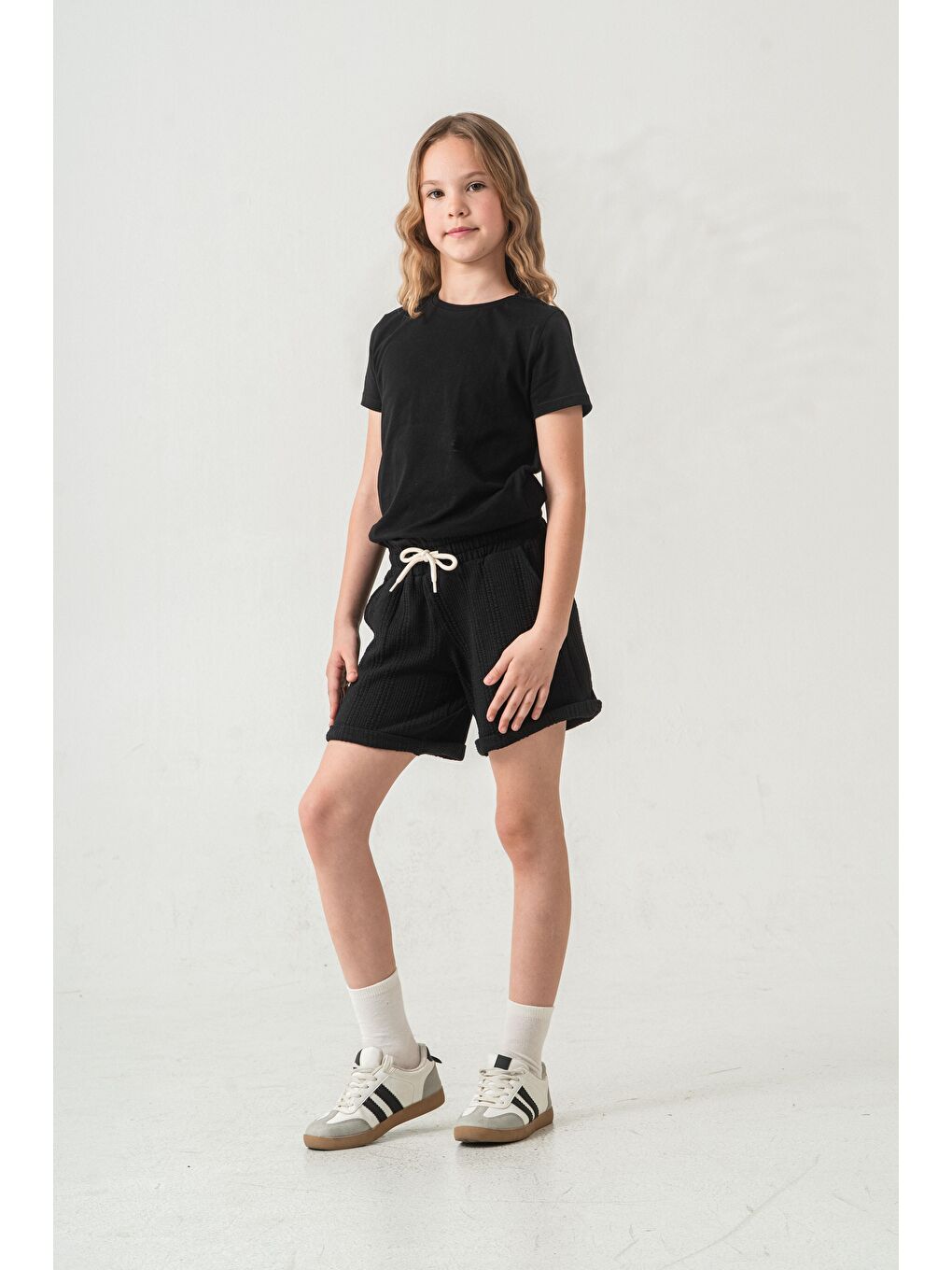 Siyah Duble Paçalı Kız Çocuk Şort-1