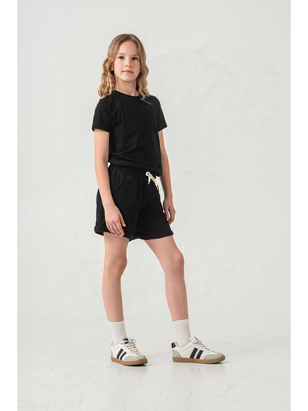 Siyah Duble Paçalı Kız Çocuk Şort-2
