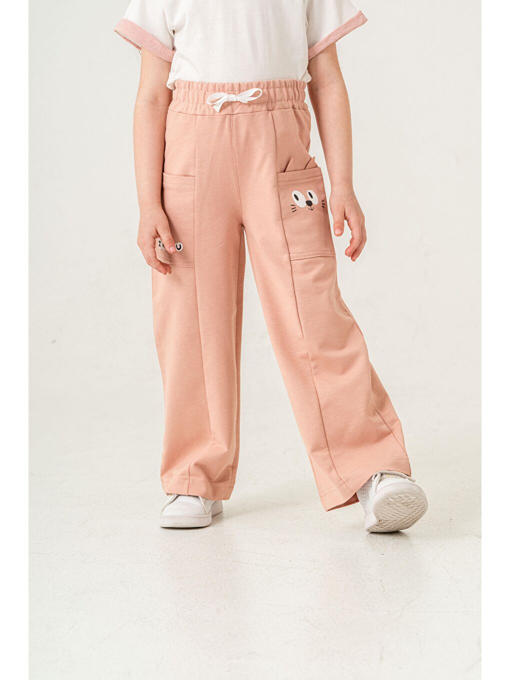 Bej Çift Cepli Cep Baskılı Kız Çocuk Eşofman Altı-3