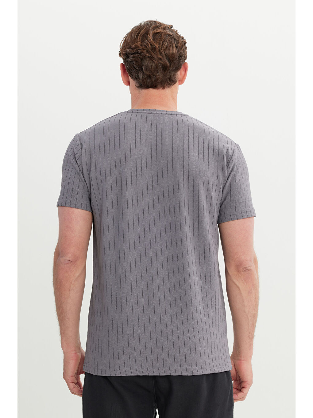 Erkek Gri Slim Fit Dar Kesim Bisiklet Yaka Esnek Tişört-4