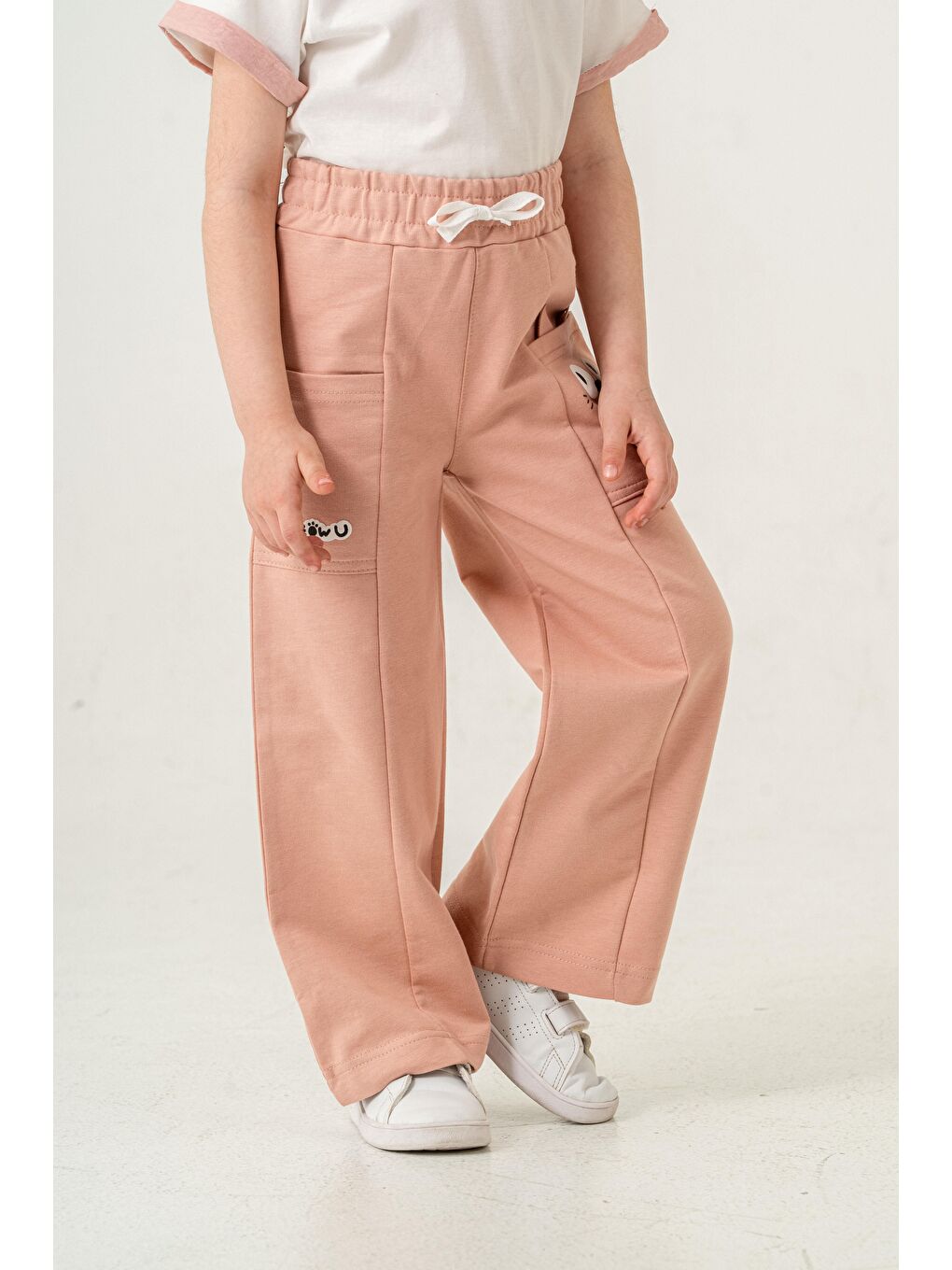 Bej Çift Cepli Cep Baskılı Kız Çocuk Eşofman Altı-5