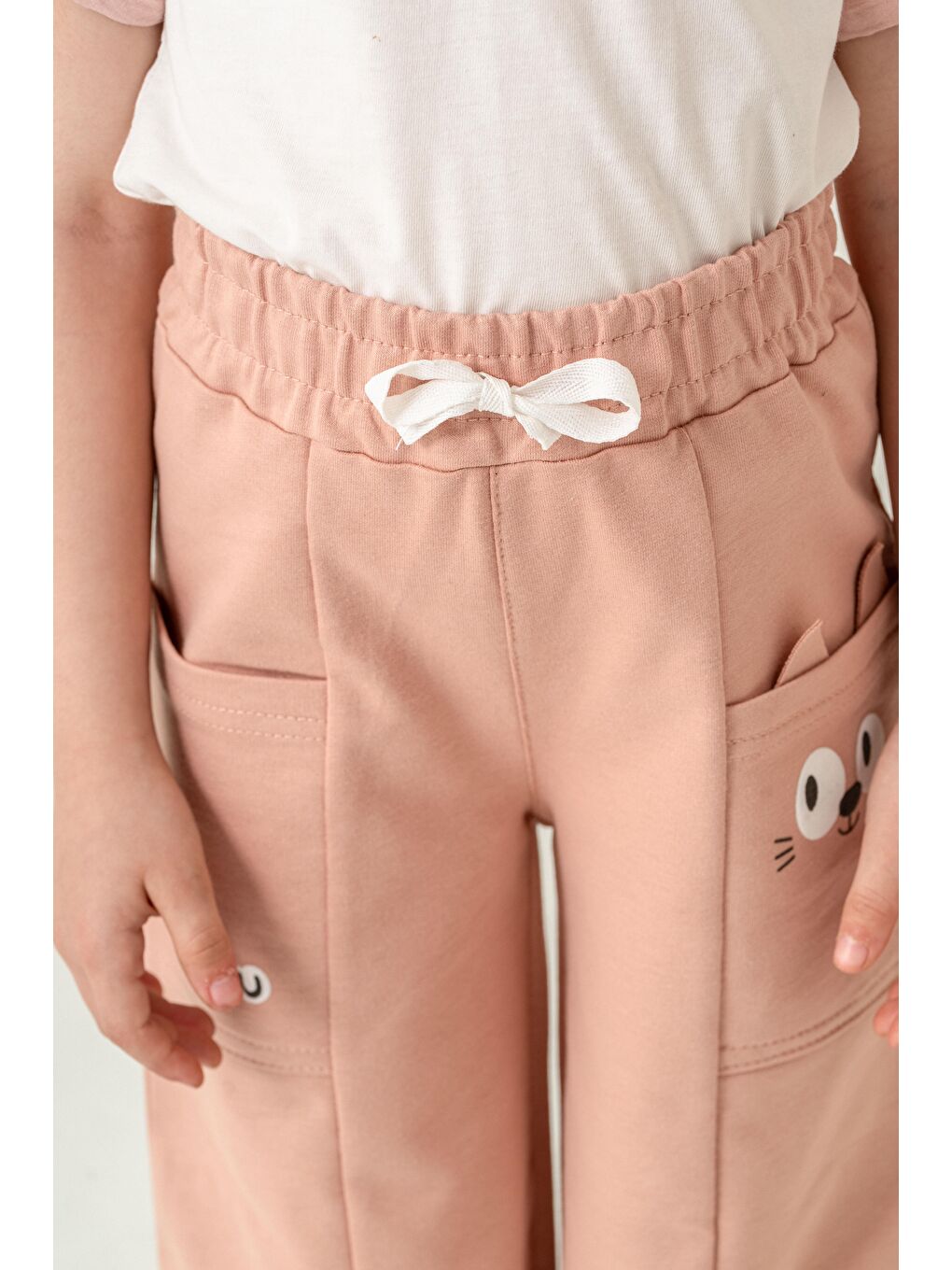 Bej Çift Cepli Cep Baskılı Kız Çocuk Eşofman Altı-6