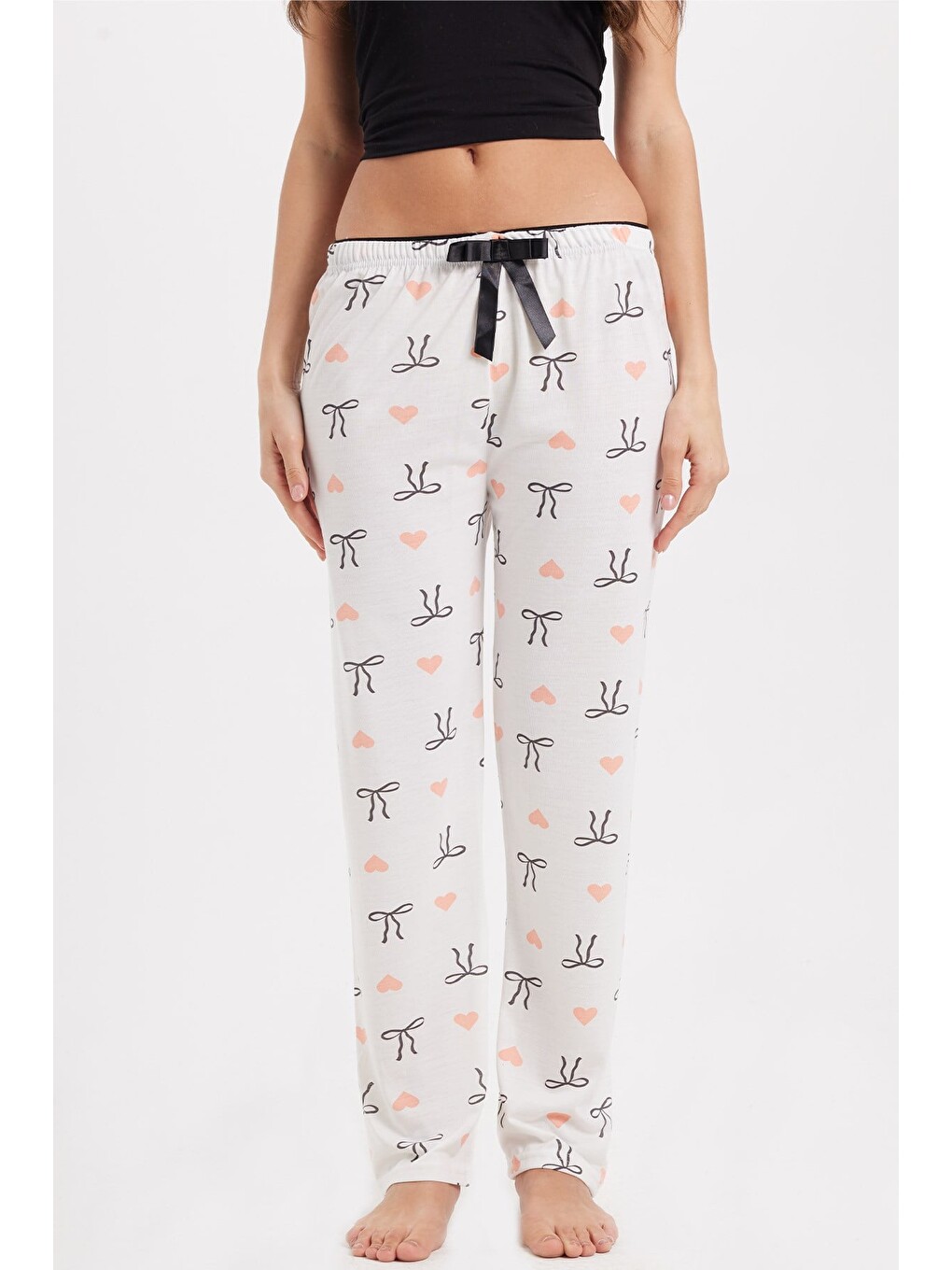 Kadın Regular Fit Klasik Kesim Viskon Beli Lastikli Fiyonk Detaylı Baskılı Beyaz Pijama Altı-1