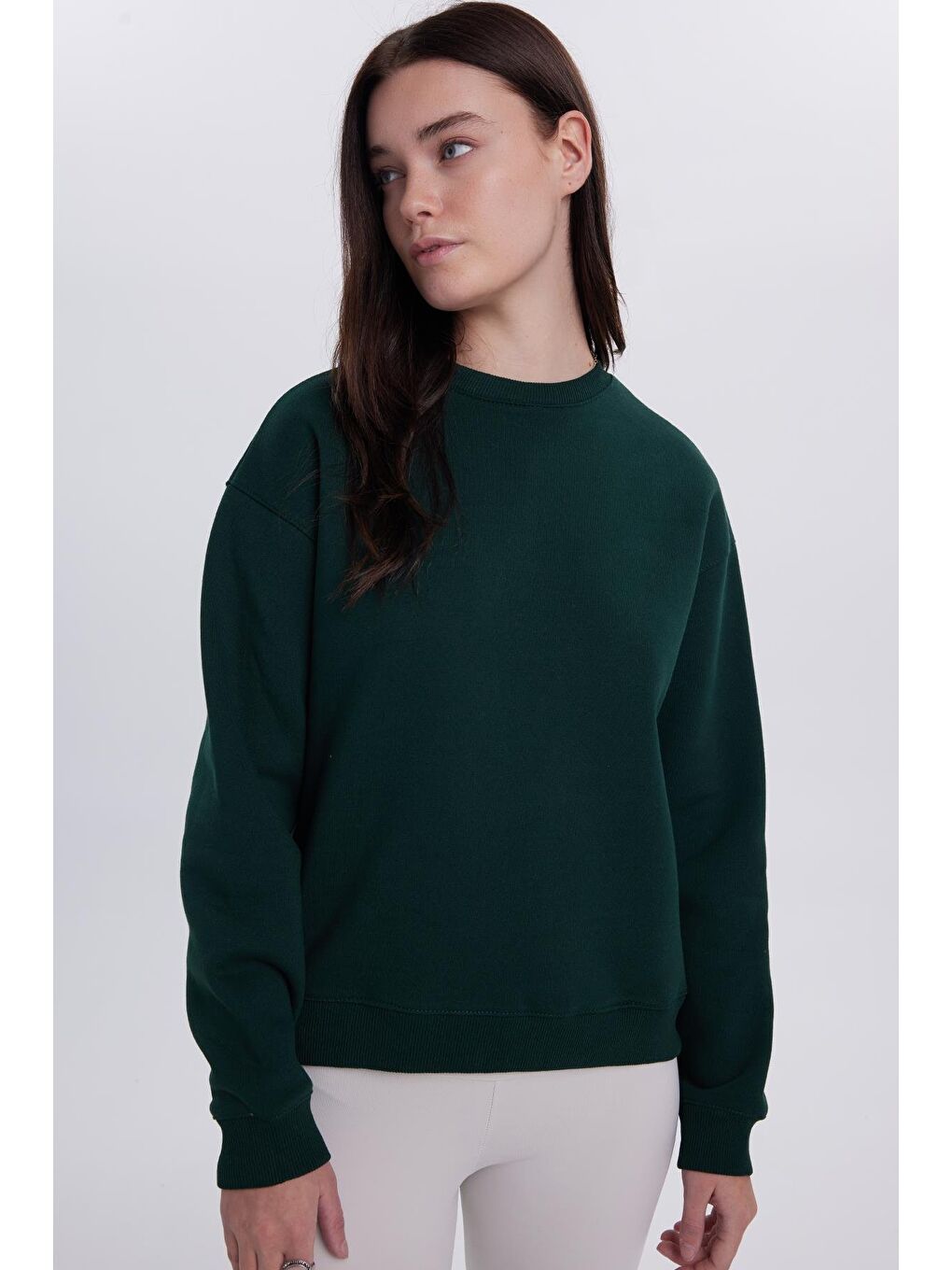 Kadın Oversize Geniş Kesim Pamuklu Bisiklet Yaka Yeşil Sweatshirt-3