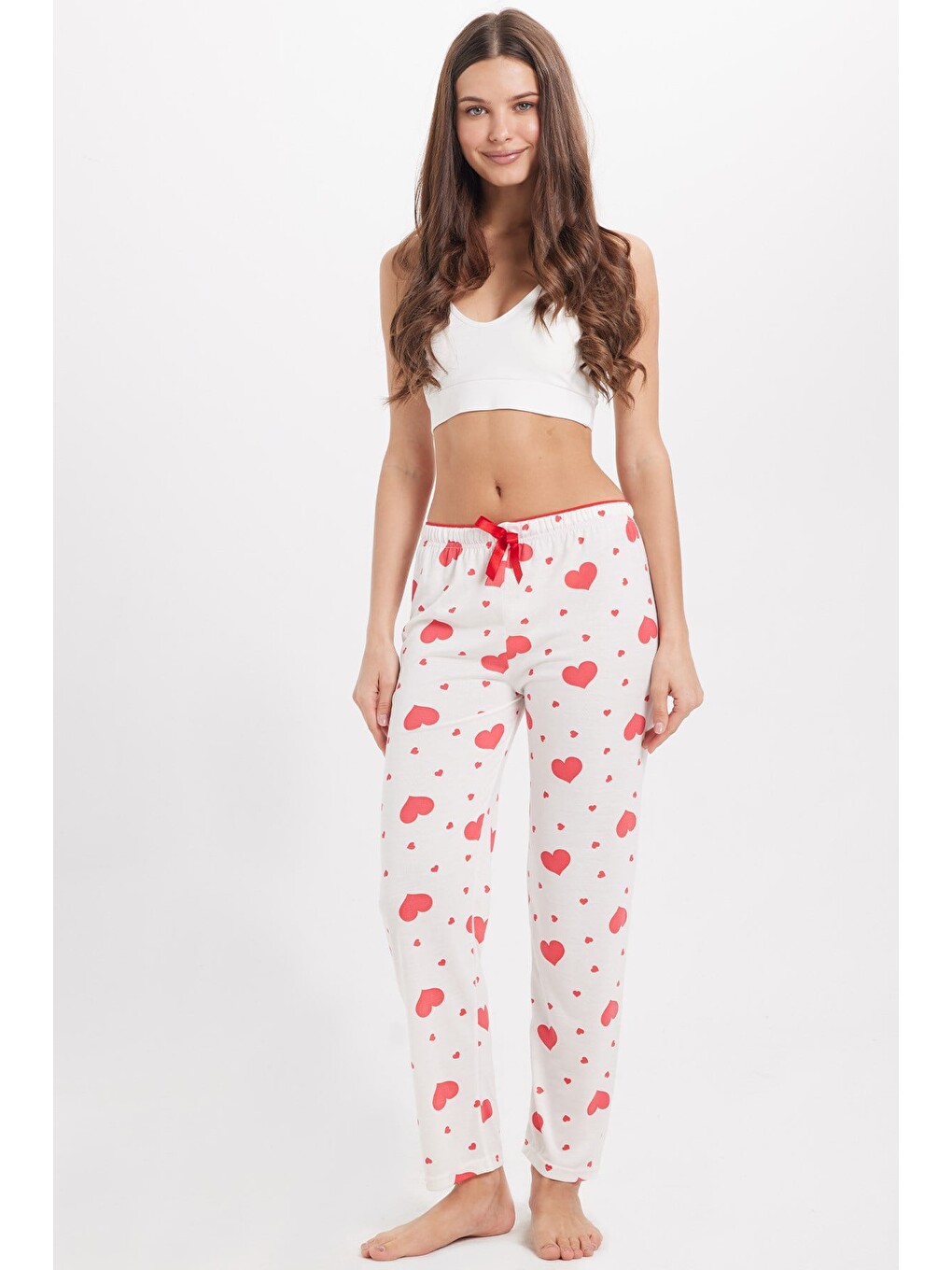 Kadın Regular Fit Klasik Kesim Viskon Beli Lastikli Fiyonk Detaylı Baskılı Beyaz Pijama Altı-3
