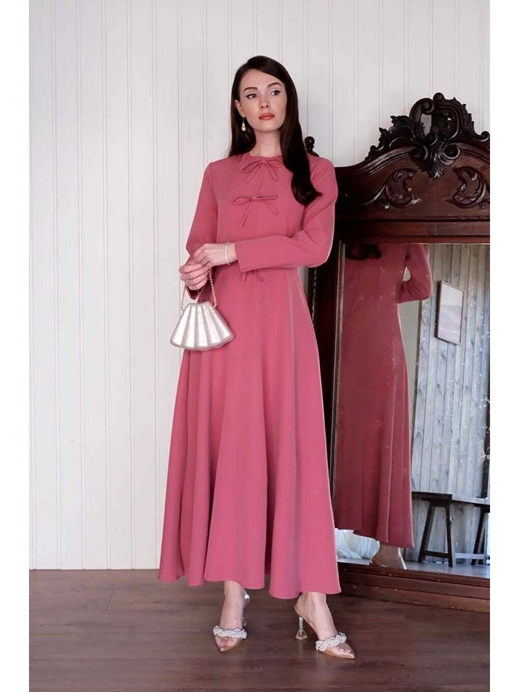 Pembe Fiyonk Detay Elbise-5