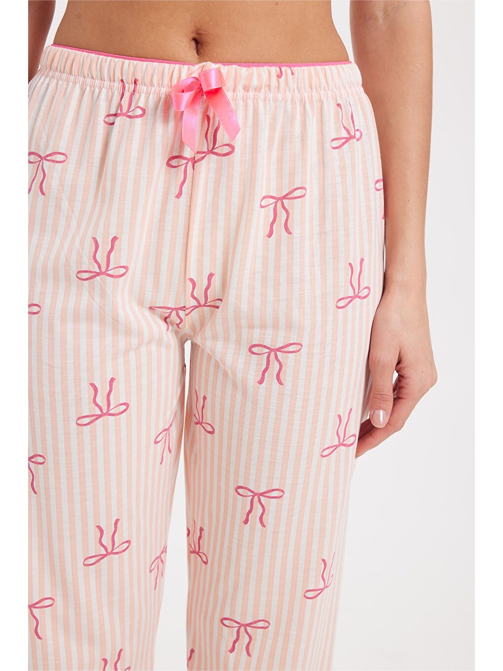 Kadın Regular Fit Klasik Kesim Viskon Beli Lastikli Fiyonk Detaylı Baskılı Turuncu Pijama Altı-4