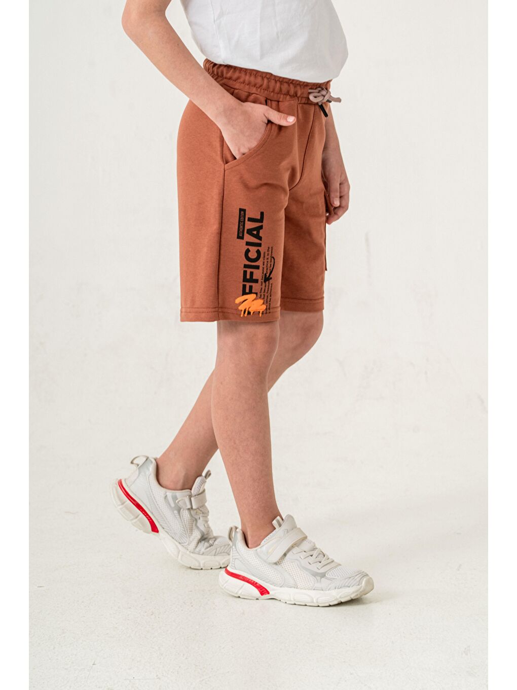 Kahverengi Offical Baskılı Kargo Cepli Erkek Çocuk Şort-5