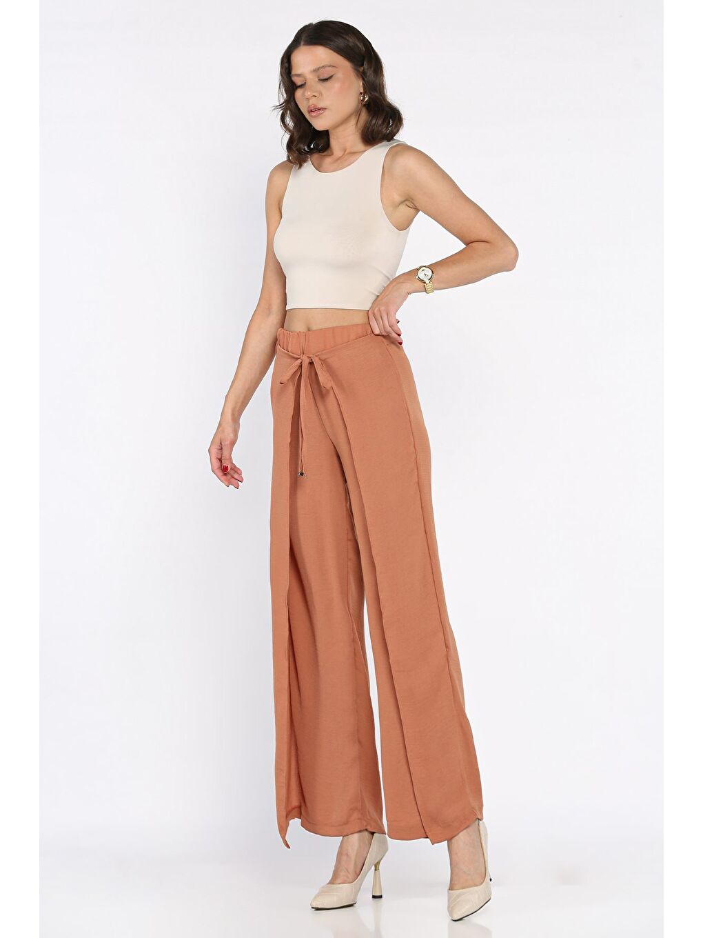 Kahverengi Yırtmaç Detaylı Kapaklı Bol Paça Kadın Pantolon-1
