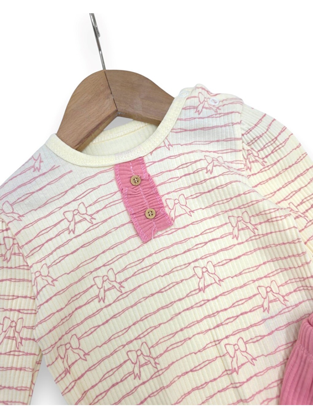 Pembe %100 Pamuk 0-3-6-9-12 Aylık Kız Bebek Fitilli Fiyonk Detaylı İnce Mevsimlik 2'li Alt Üst Bebek Takım-2