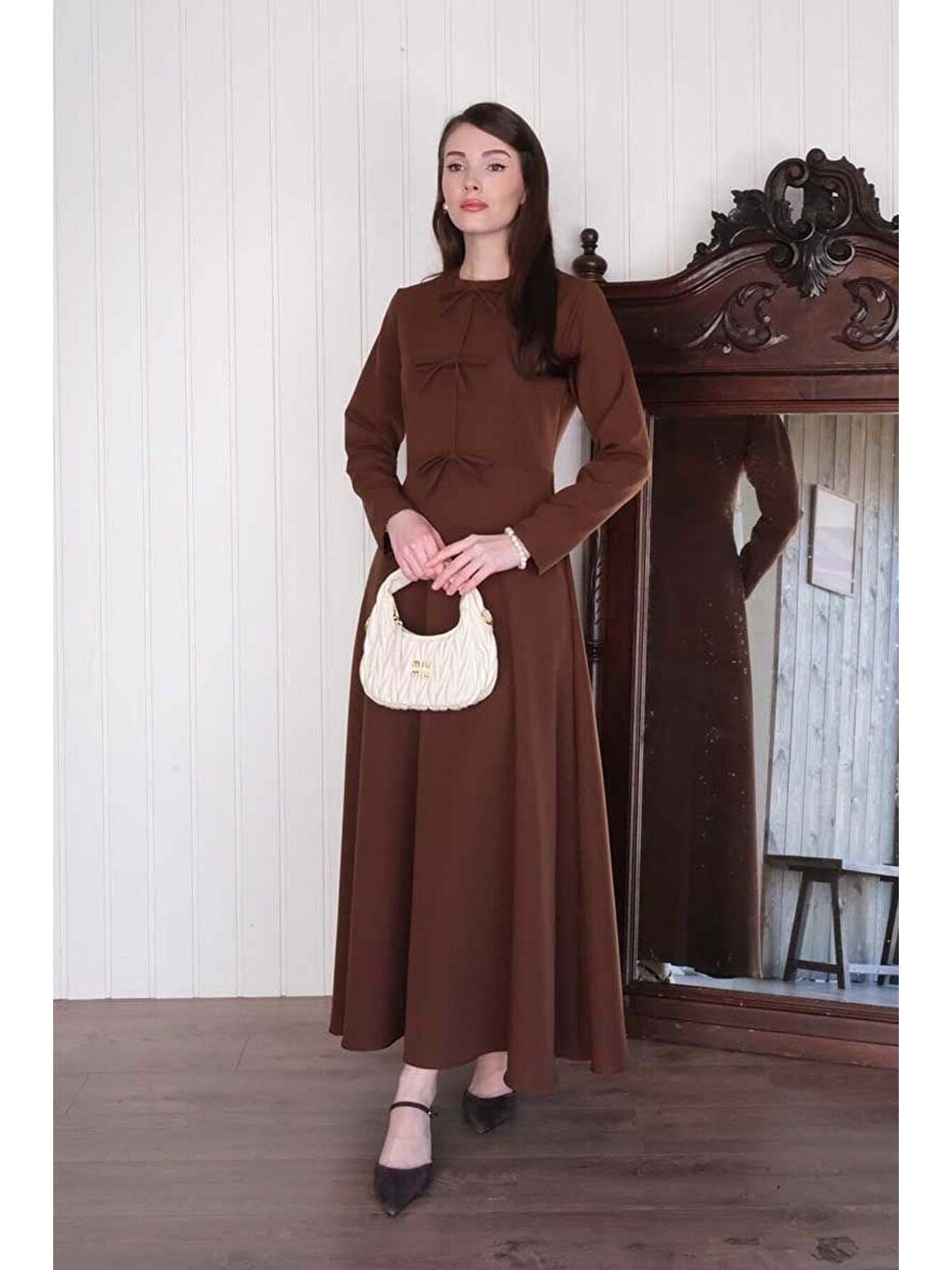 Kahverengi Acı Kahve Fiyonk Detay Elbise-4