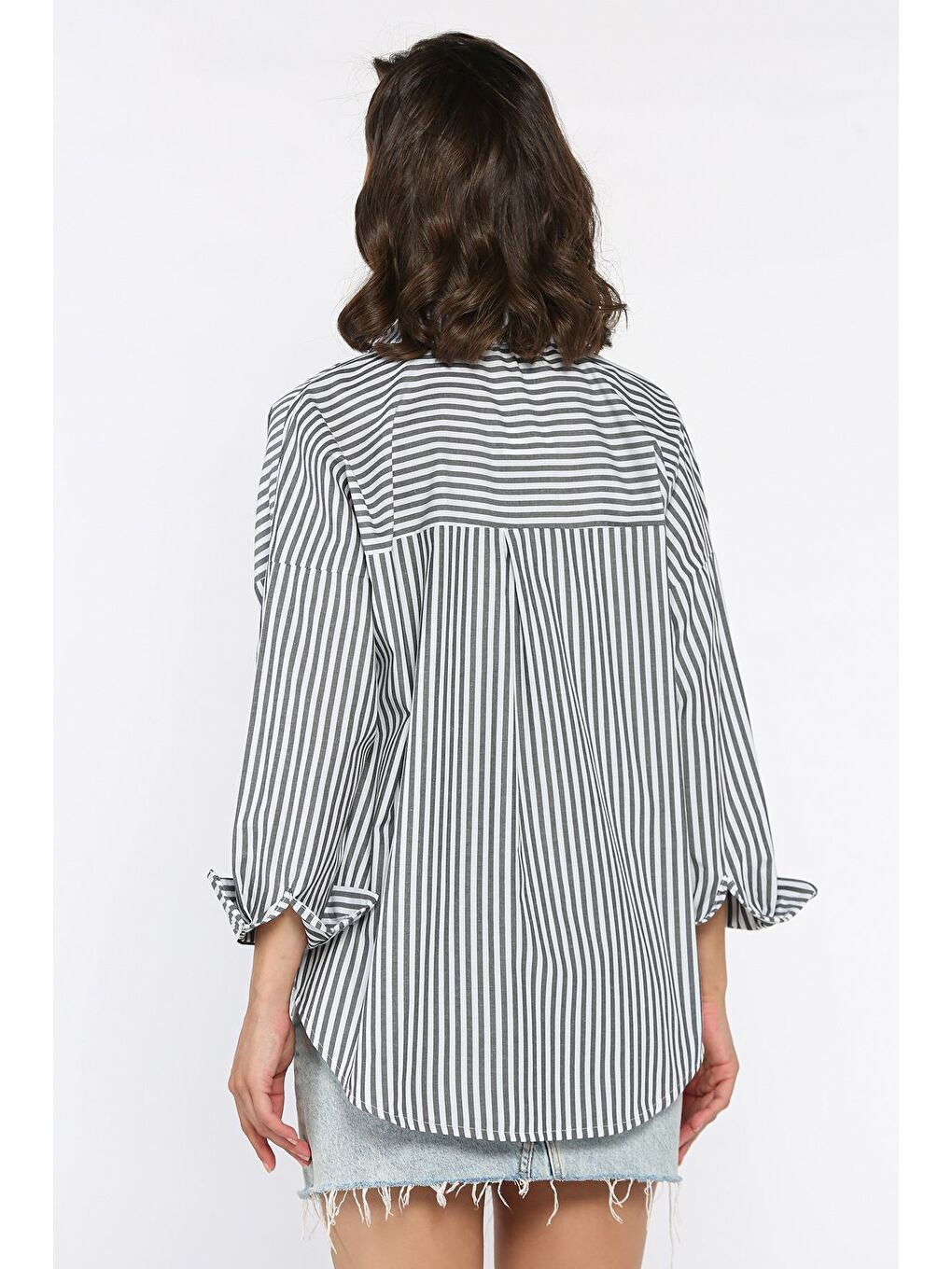 Siyah Çizgili Cepli Kadın Salaş Gömlek-2