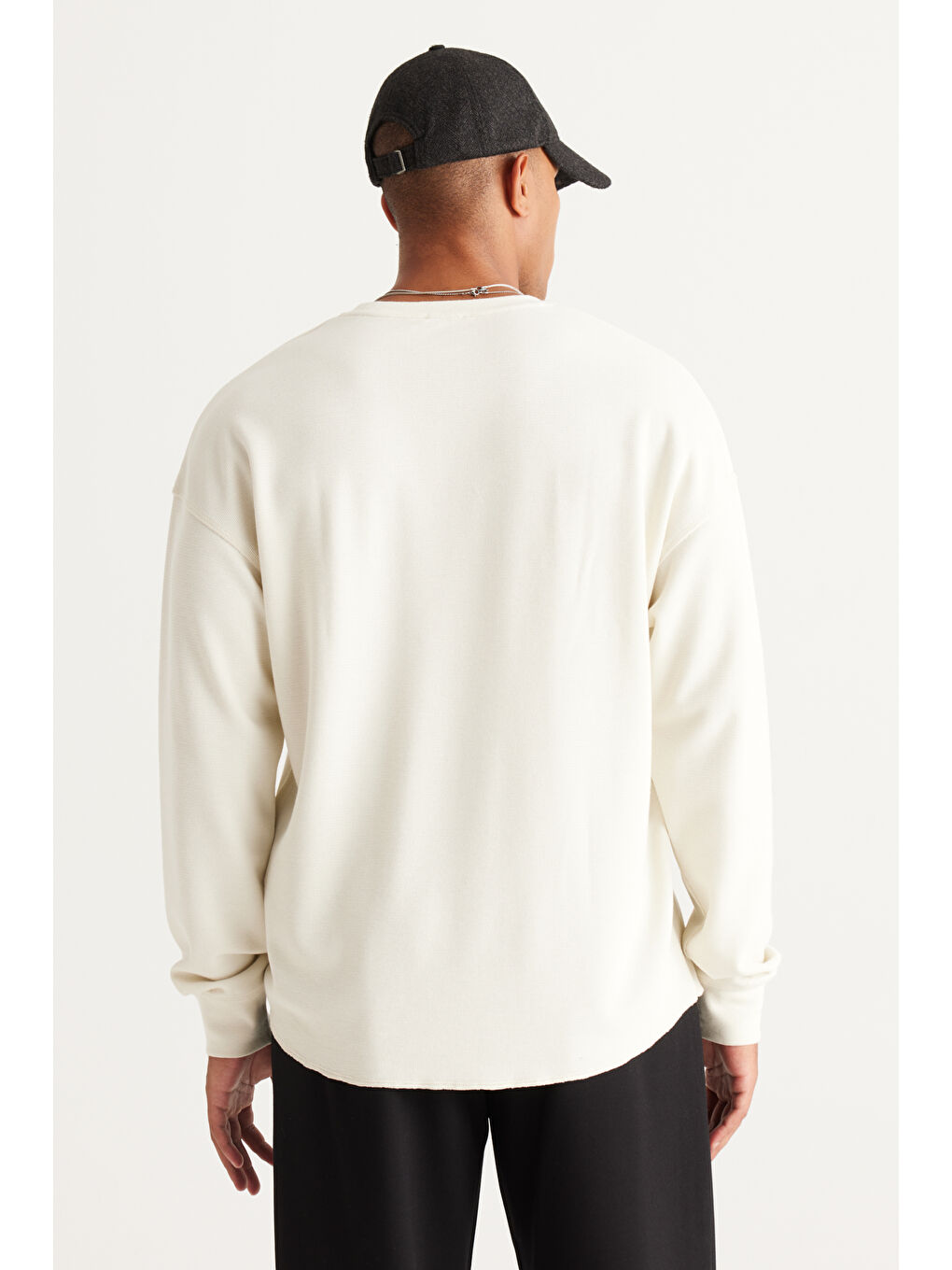 Erkek Bej Loose Fit Bisiklet Yaka Jakarlı Sweatshirt-2