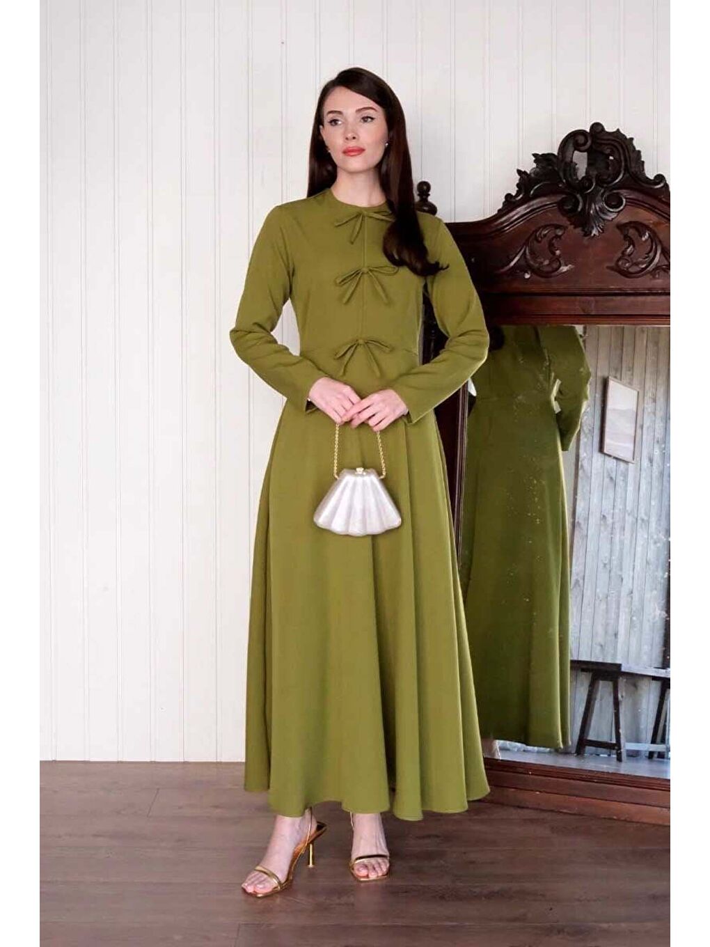 Yağ Yeşili Fiyonk Detay Elbise-3