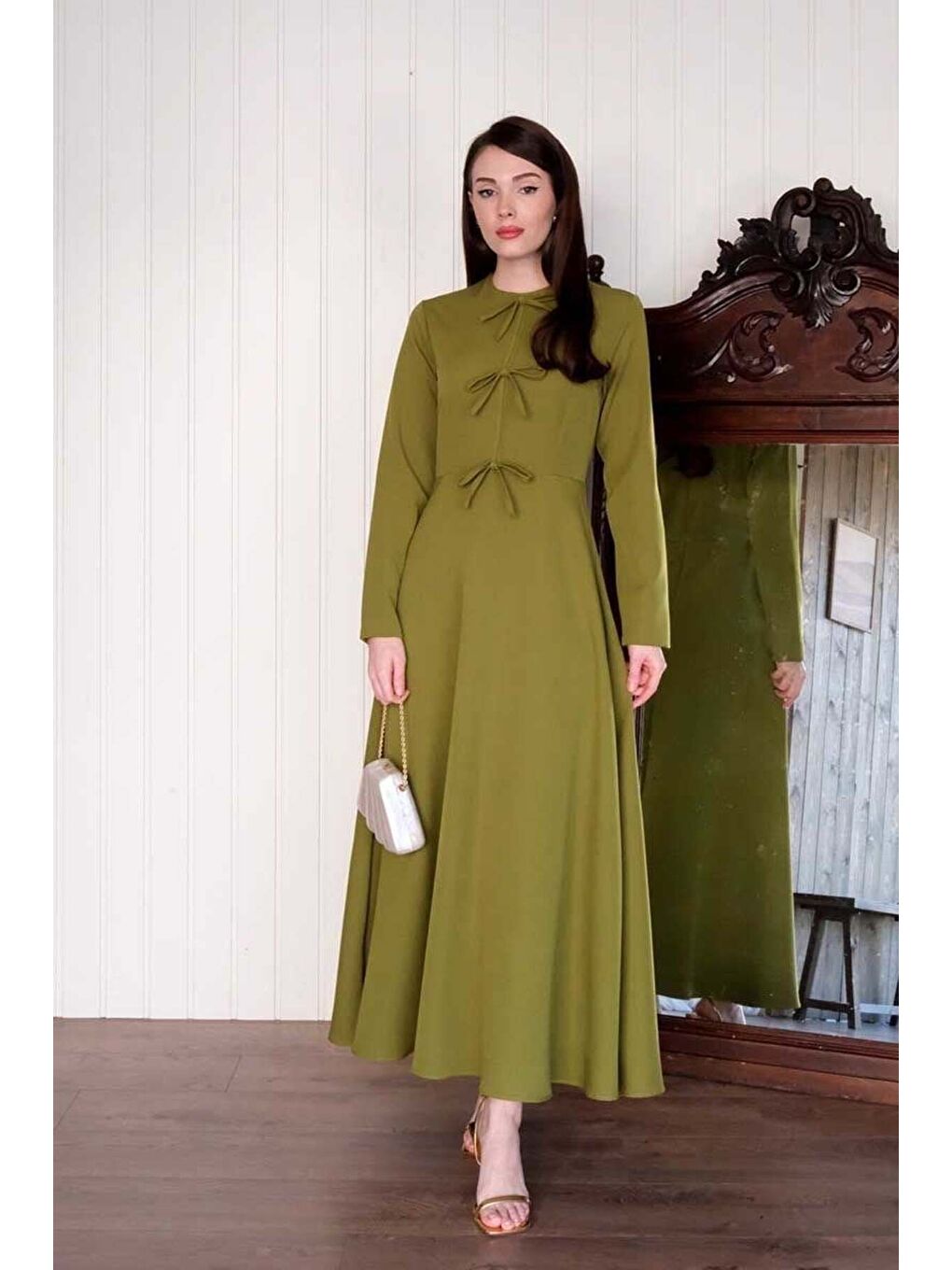 Yağ Yeşili Fiyonk Detay Elbise-4