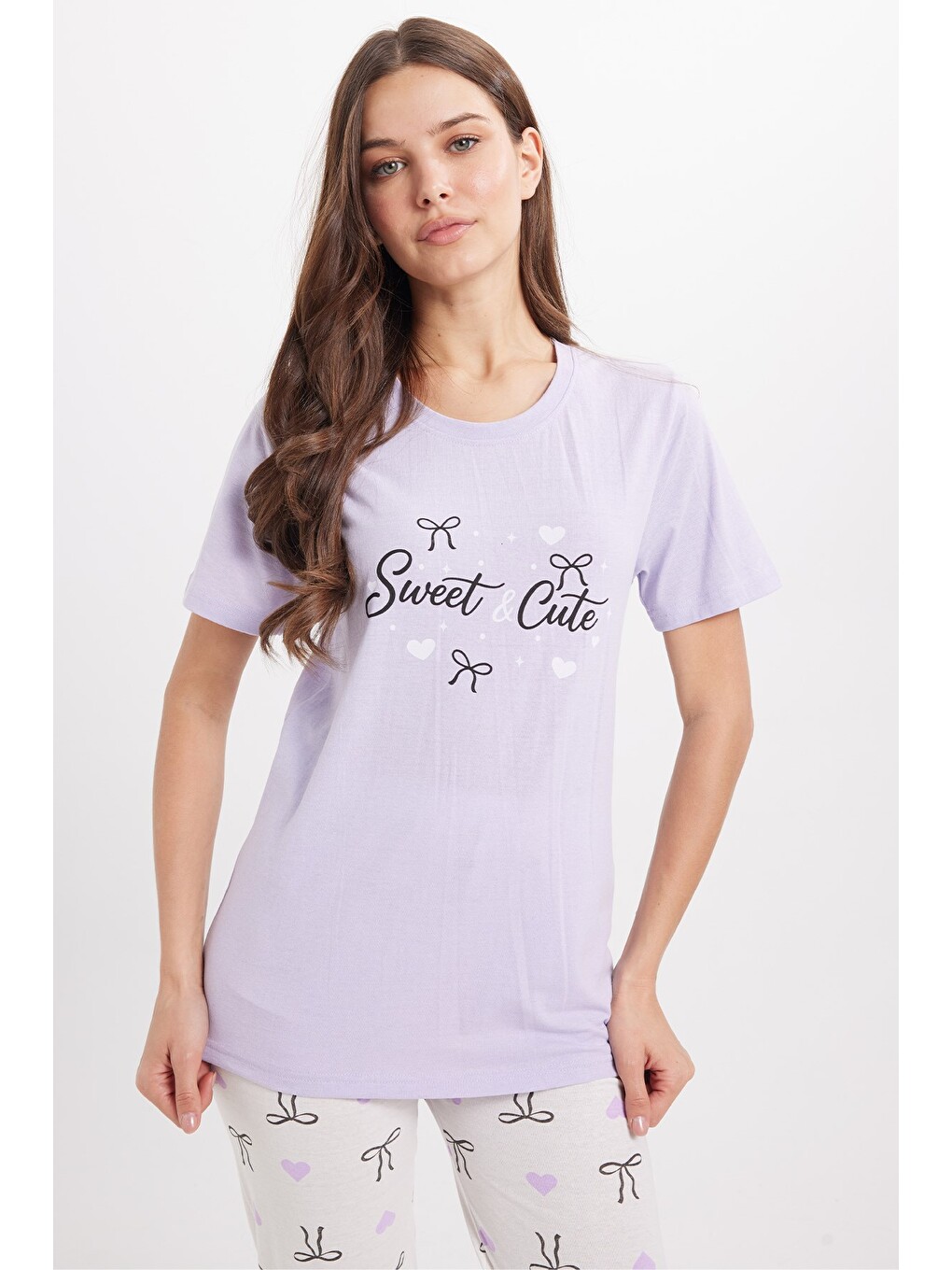 Kadın Regular Fit Klasik Kesim %100 Pamuk Bisiklet Yaka Kısa Kollu Baskılı Lila Pijama Takımı-1