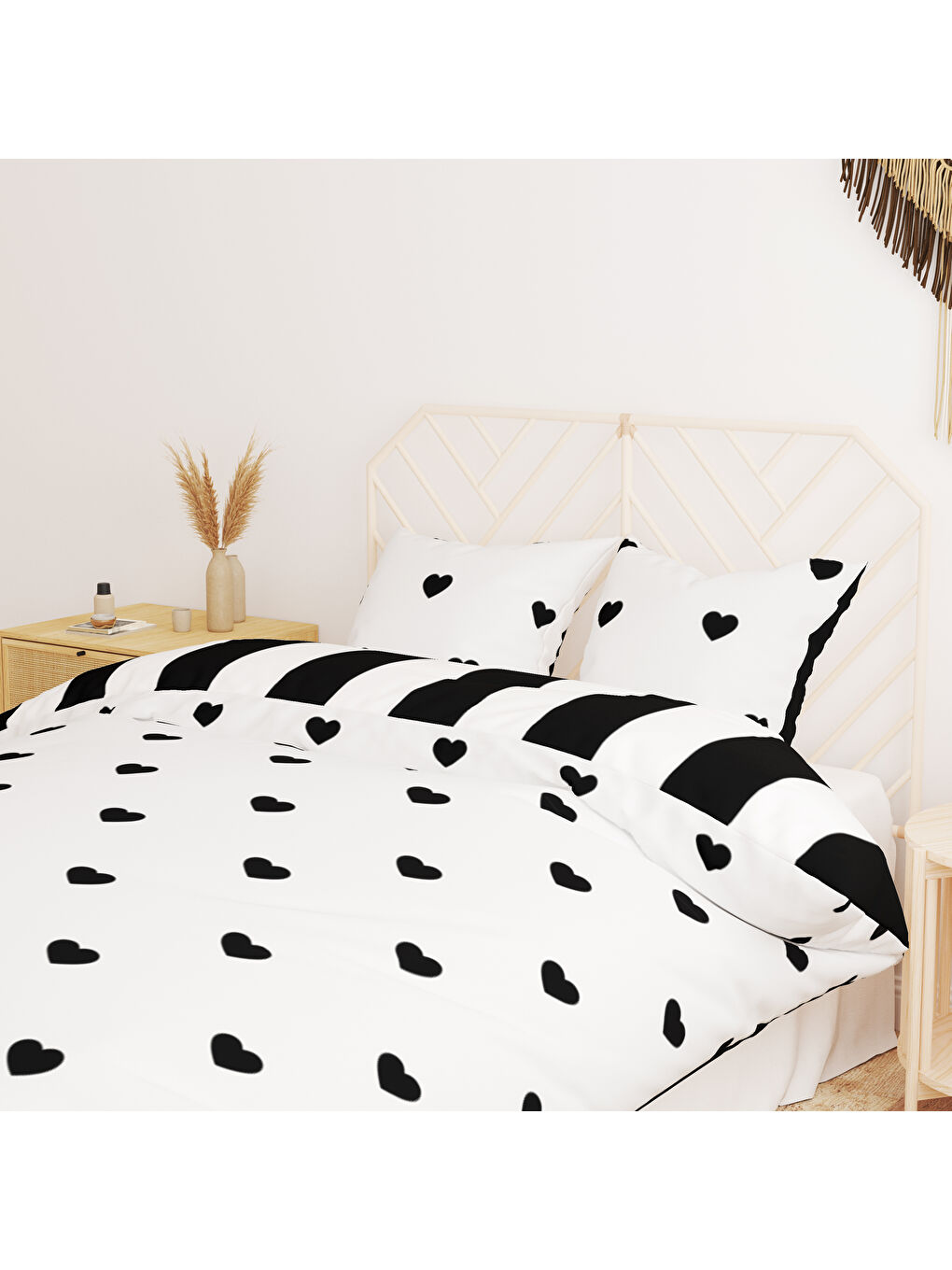 Karışık Kalp Desenli Çift Kişilik Pamuklu Nevresim Takımı 200x220 cm Çift Taraf Baskılı-1