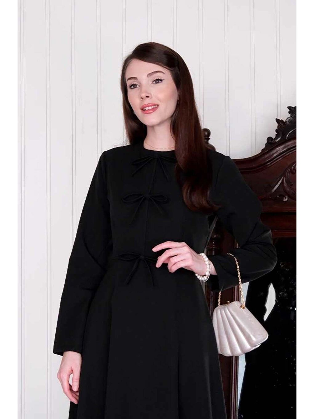 Siyah Fiyonk Detay Elbise-4