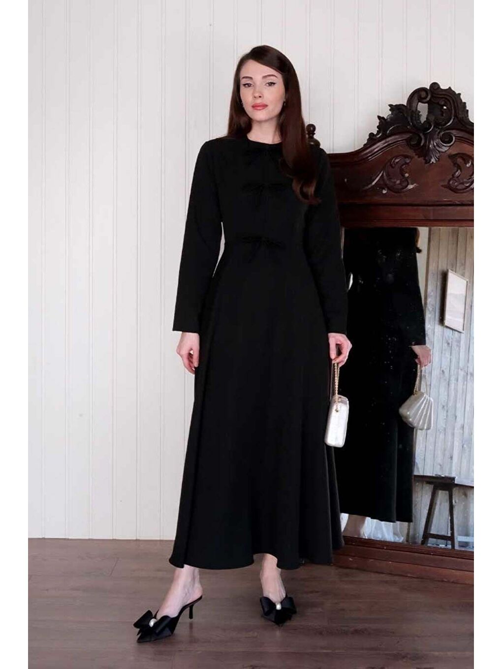 Siyah Fiyonk Detay Elbise-6