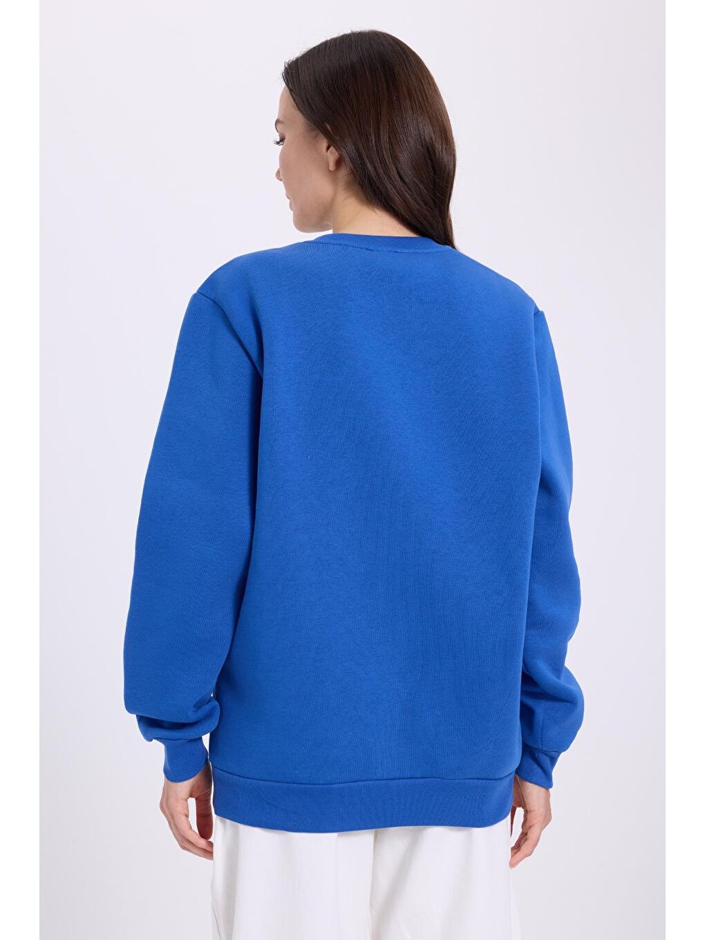 Kadın Oversize Geniş Kesim Pamuklu 3 İplik İçi Polarlı Basic Mavi Bisiklet Yaka Sweatshirt-7