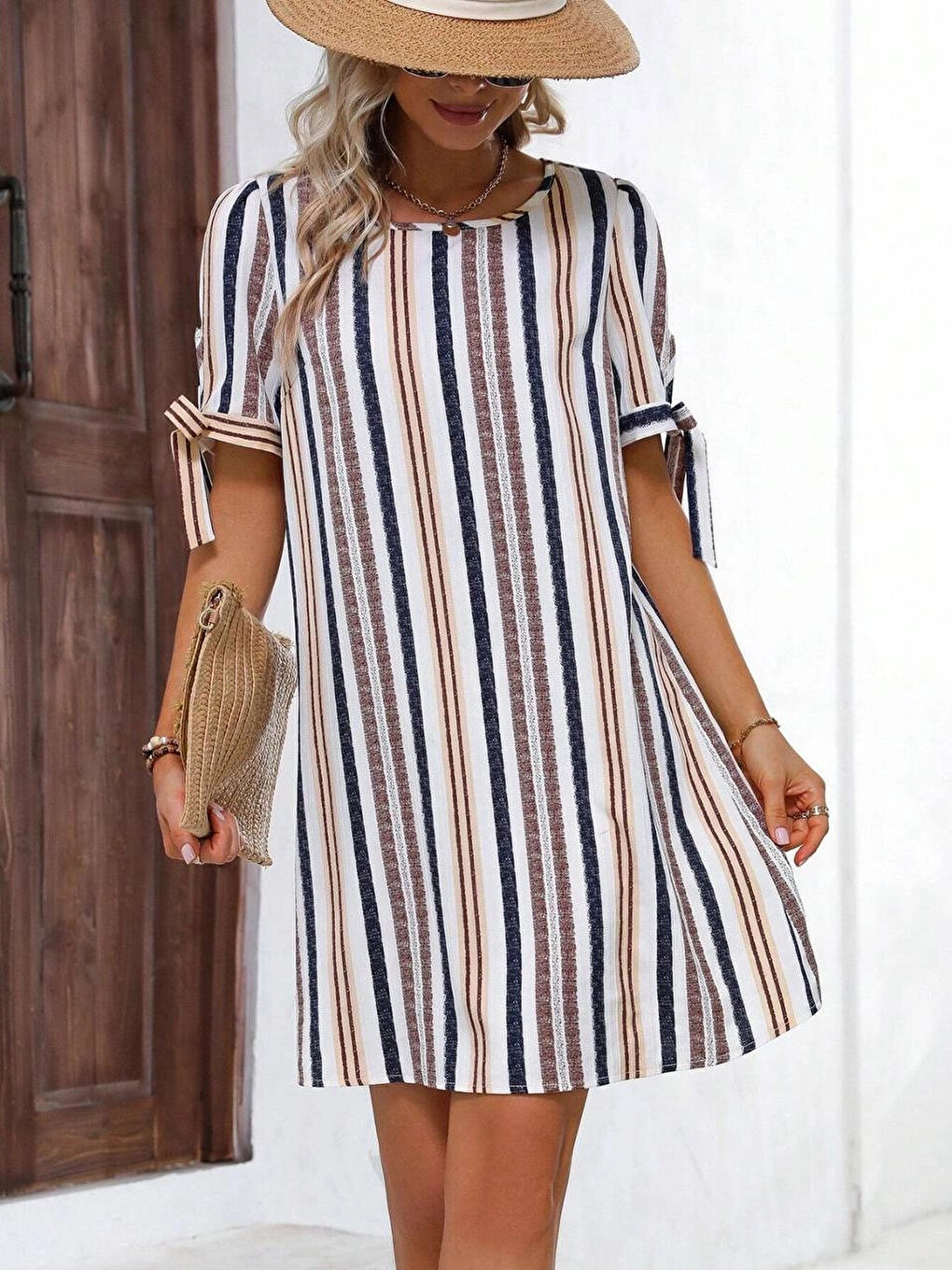 Ekru Kadın Krem Lacivert İthal Keten Baskılı Bisiklet Yaka Astarsız Elbise HZL24S-FRY121011