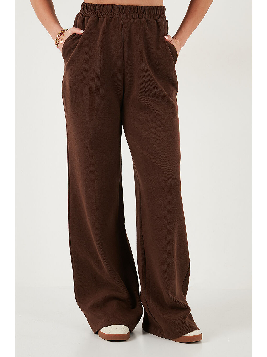 Kahverengi Pamuklu Oversize Fit Yarım Fermuarlı Yaka Uzun Kollu Triko Takım 68351218-5