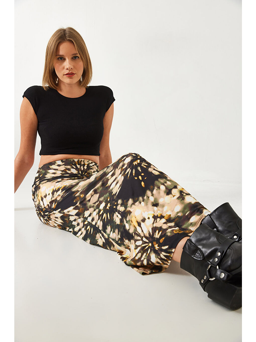 Yeşil Kadın Desenli Uzun Beli Lastikli Etek-2