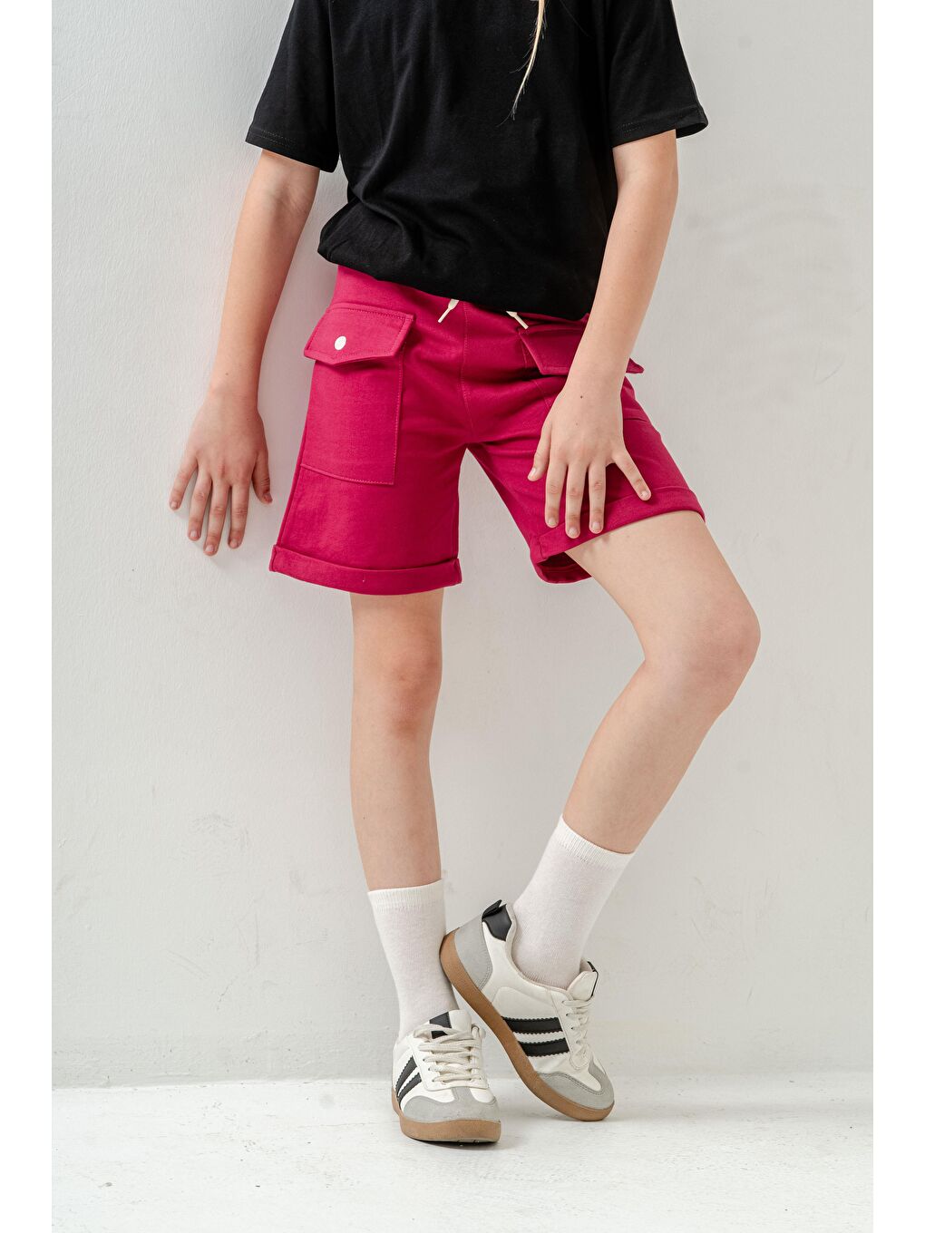 Fuşya Kargo Cepli Cep Kapağı Nakışlı Kız Çocuk Şort-8