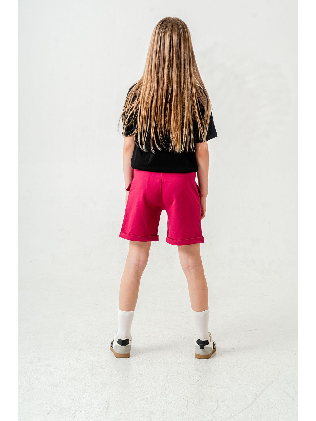 Fuşya Kargo Cepli Cep Kapağı Nakışlı Kız Çocuk Şort-10