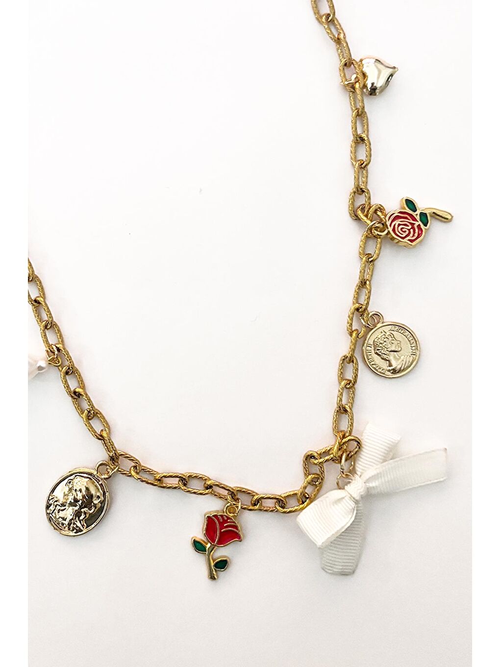 New Obsessions Sarı İnci ve Fiyonk Sallantılı Charm Kolye - 1