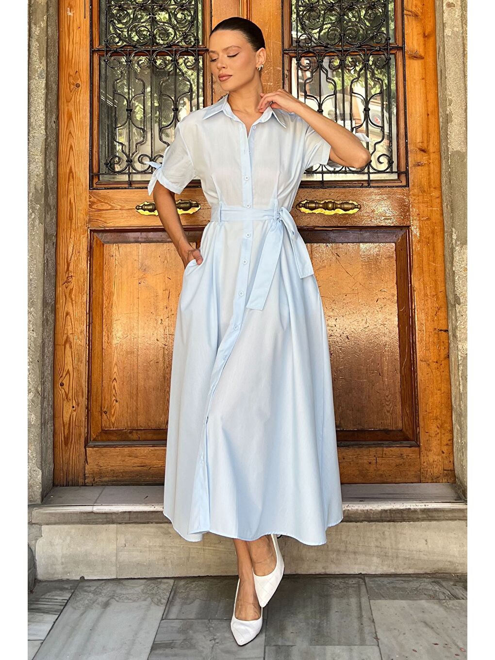 Mavi Düğmeli Ve Pileli Kısa Kol Uzun Elbise-1