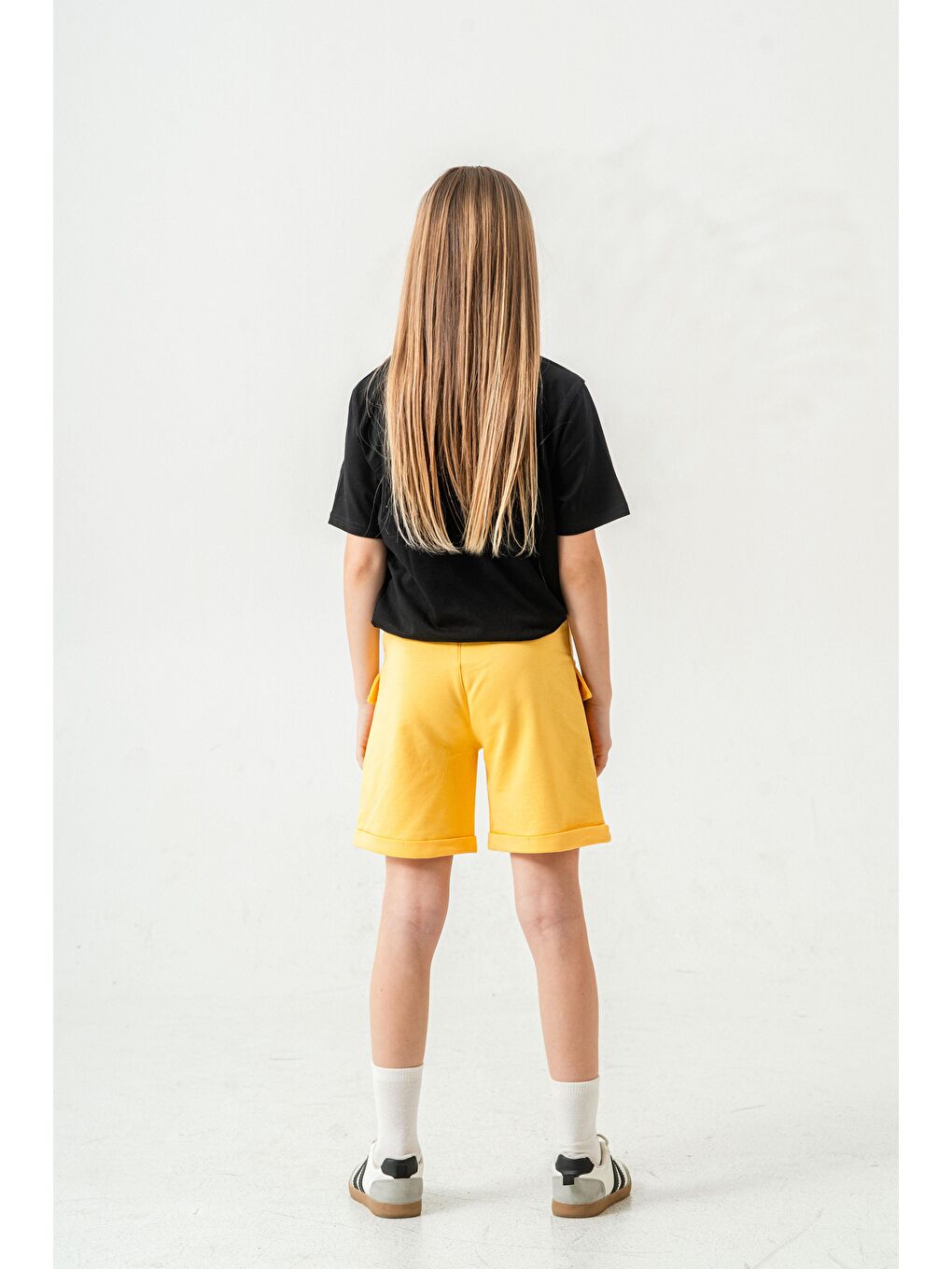 Sarı Kargo Cepli Cep Kapağı Nakışlı Kız Çocuk Şort-7