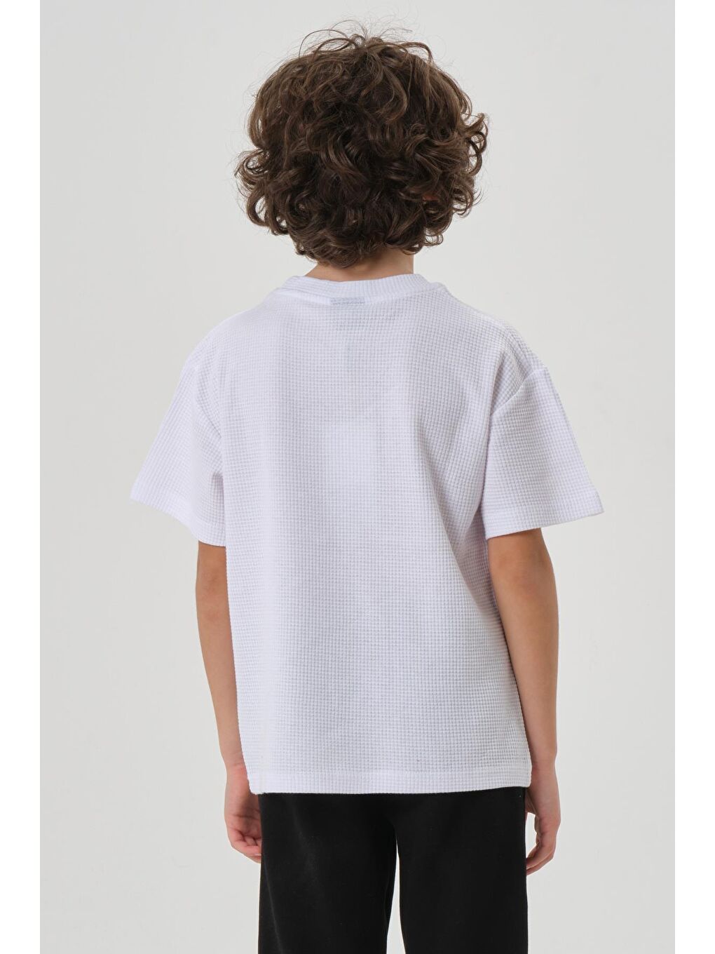 Beyaz Erkek Çocuk Waffle Kumaş Yazlık T-Shırt-5