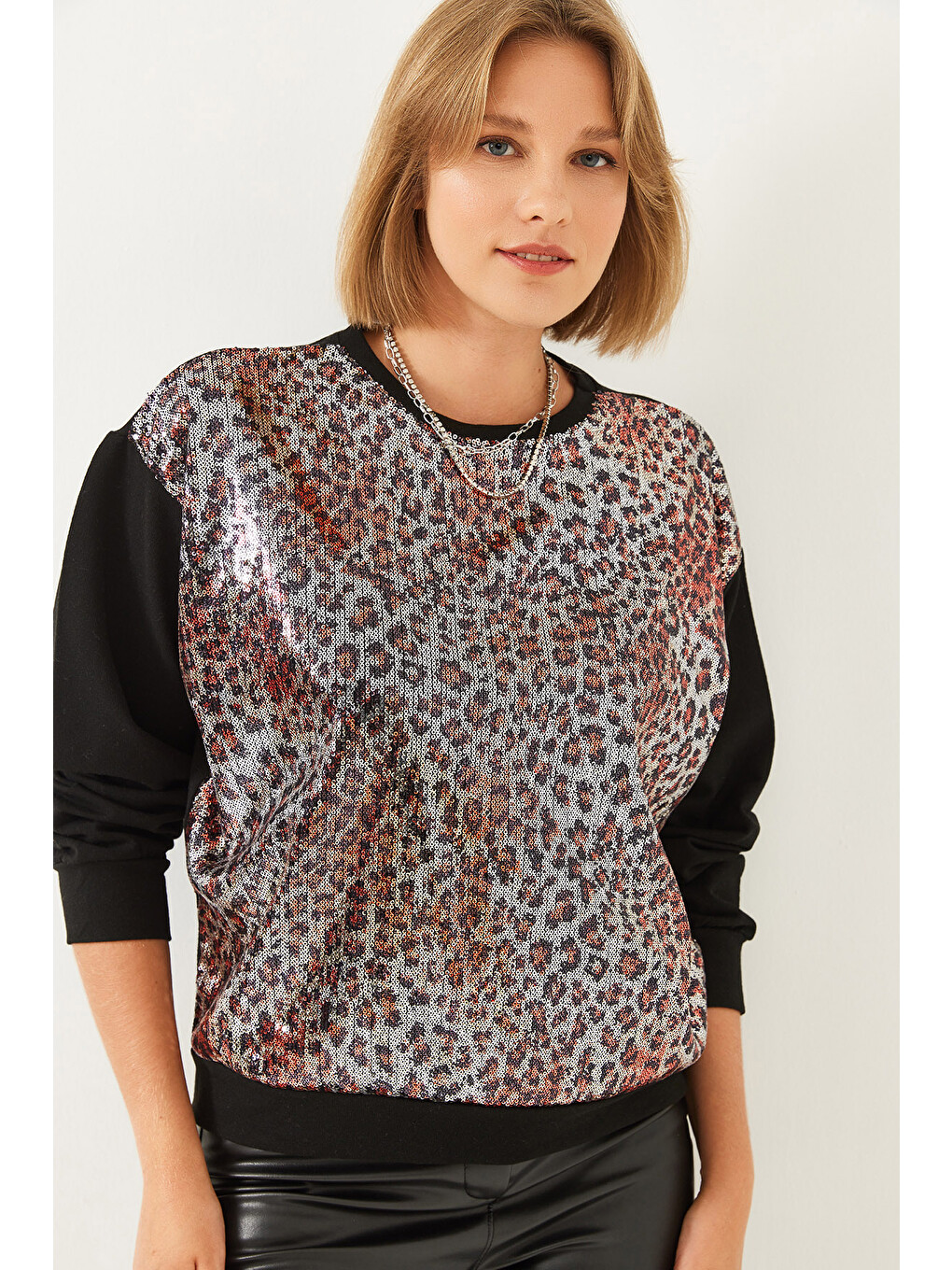 Siyah Kadın Pul Payetli Sweatshirt
