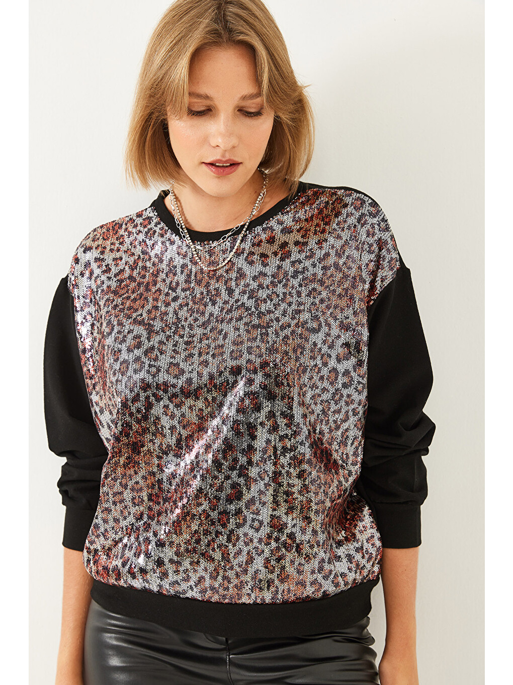 Siyah Kadın Pul Payetli Sweatshirt-5