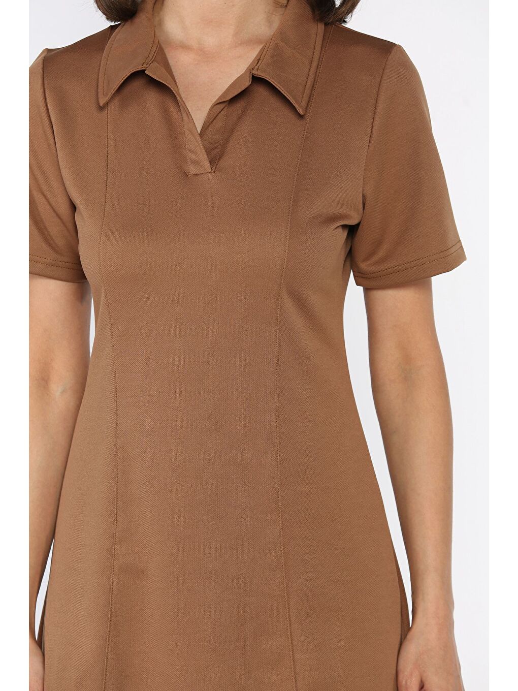 Kahverengi Polo Yaka Kadın Mini Elbise-3