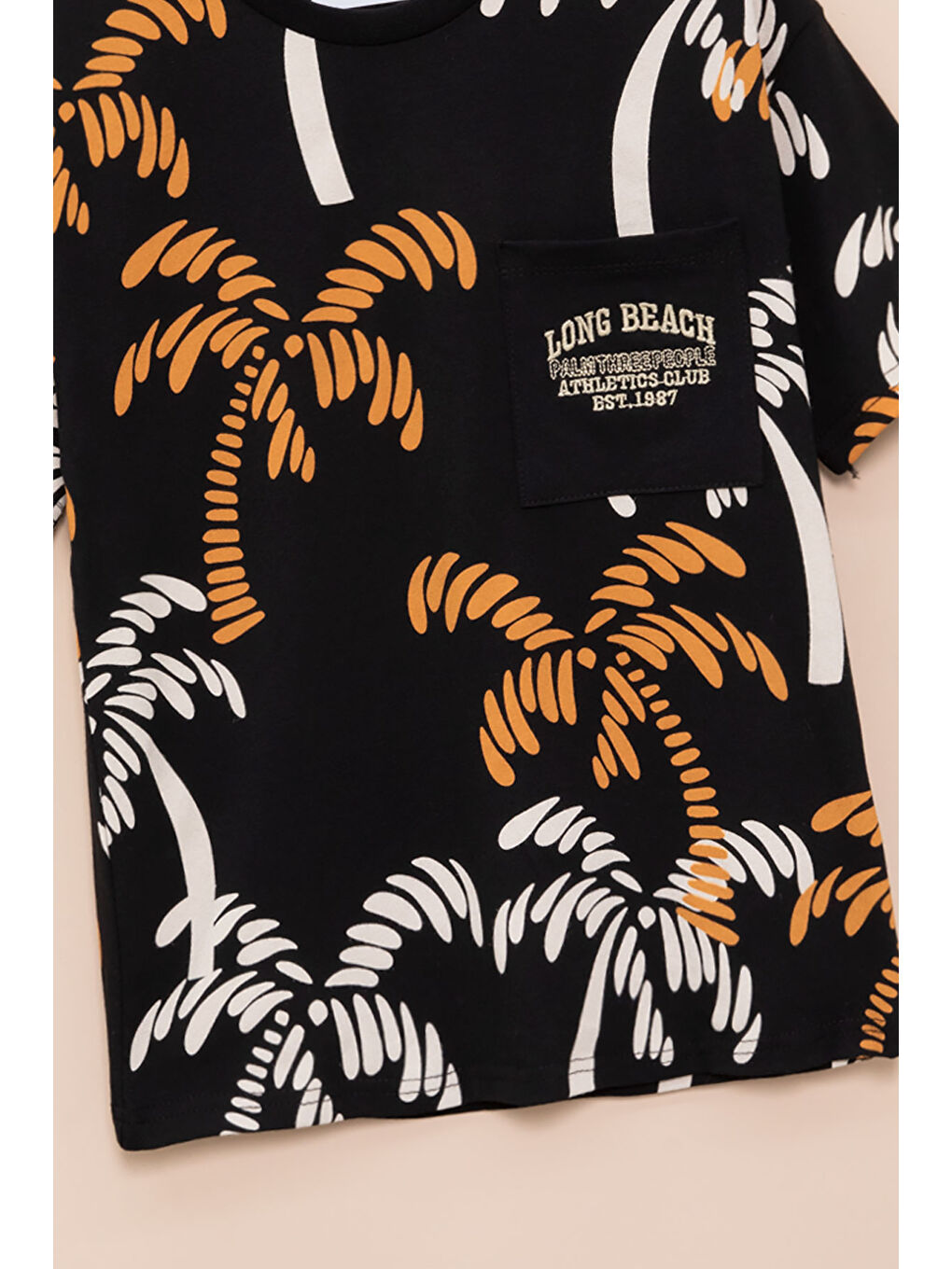 Siyah Palmiye Desenli Yazılı Cepli Erkek Çocuk Bisiklet Yaka Tişört 20931-1