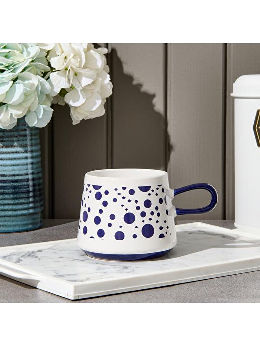 Siyah Kitchen Puantiyeli Kupa - Lacivert / Beyaz - 390 ml