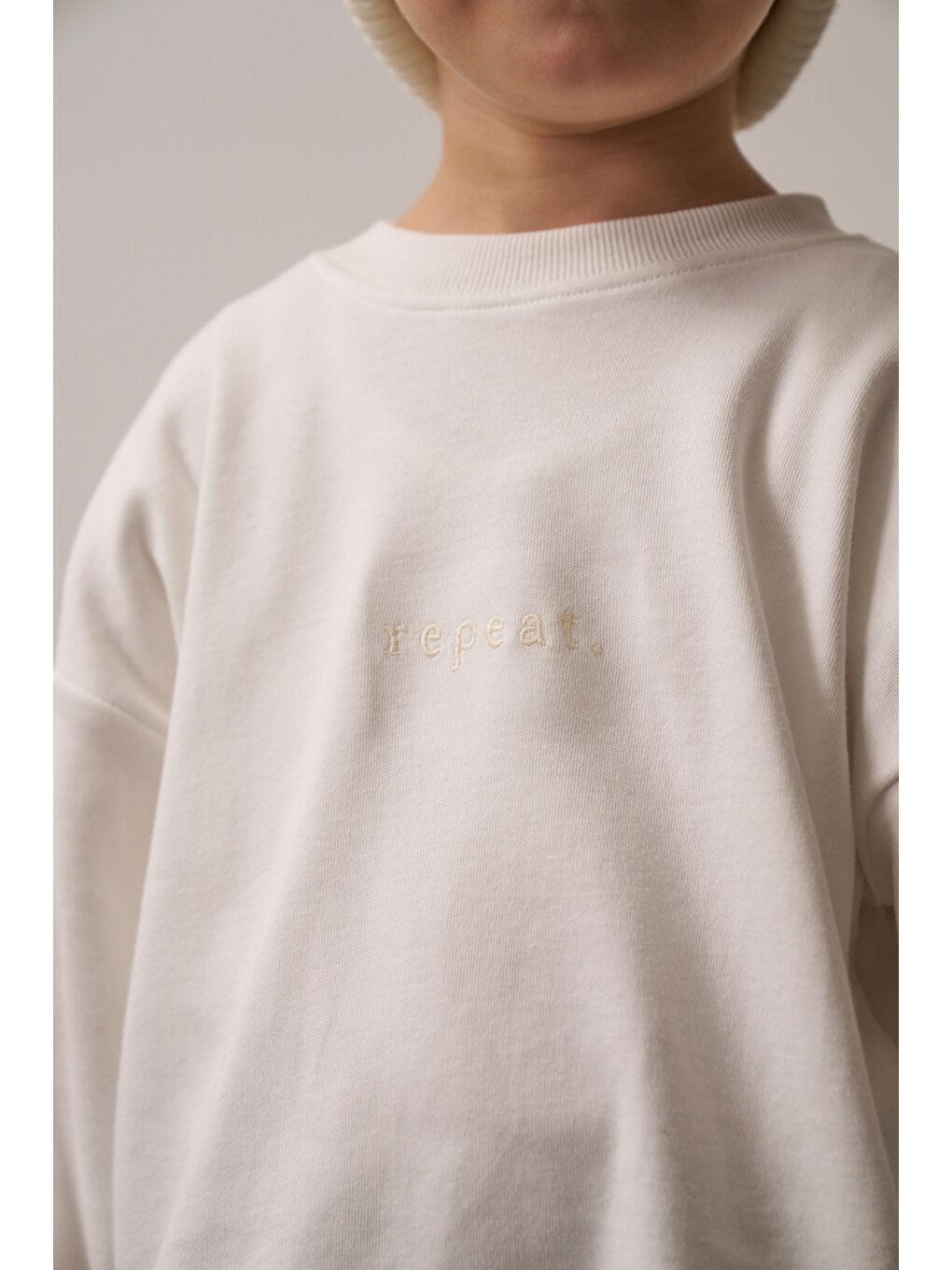 Beyaz Nakışlı Oversize Uzun Kollu T-shirt-5