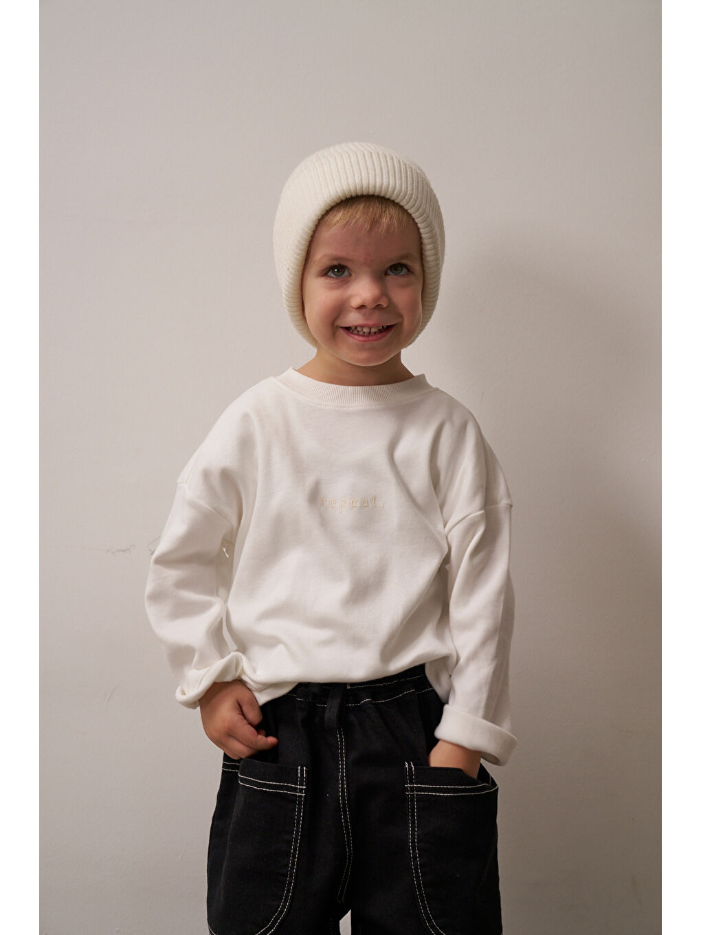 Beyaz Nakışlı Oversize Uzun Kollu T-shirt-7