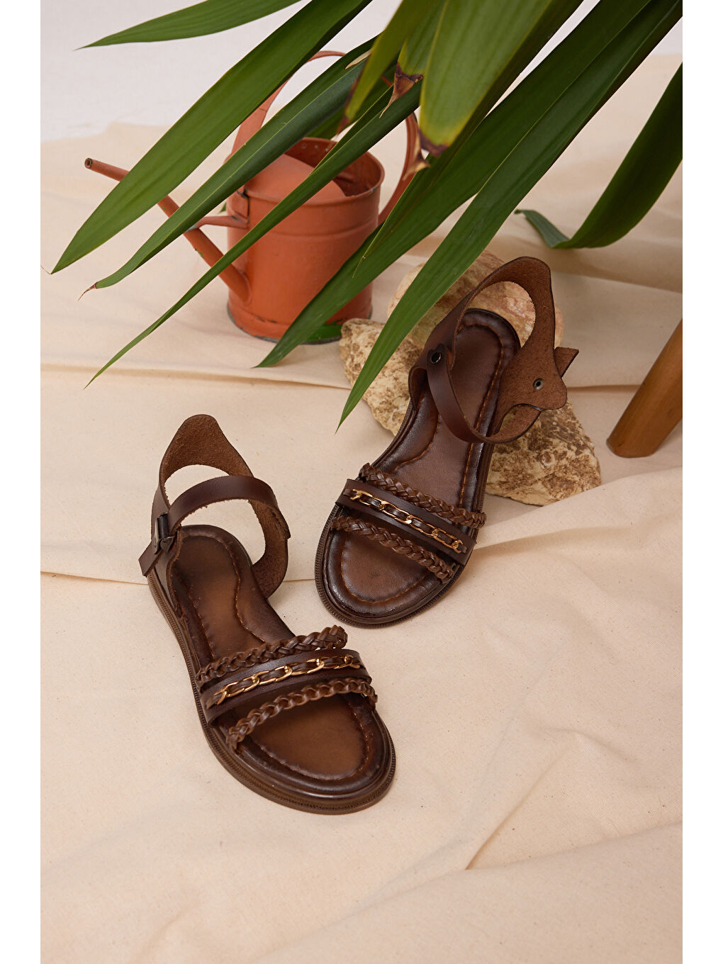 Kahverengi Kız Çocuk Taba Rahat Kalıp Örgülü Düz Sandalet-1