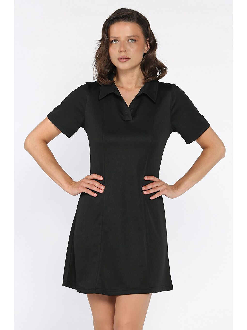 Siyah Polo Yaka Kadın Mini Elbise-1